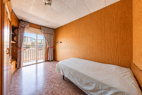 Apartamento en venta en Cerdanyola del Vallès, Barcelona, España 5 dormitorios, 143 m2 No. 194545 - foto 18