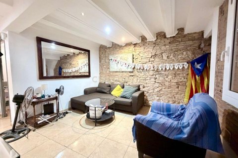 Lägenhet till salu i Barcelona, Spanien 5 sovrum, 143 kvm. Nr. 194544 - foto 1