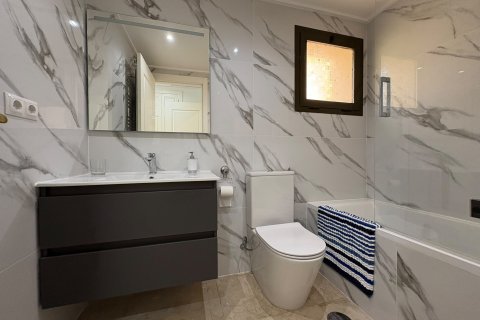 Apartment for sale in Los Alcazares, Murcia, Spain 2 bedrooms, 75 sq.m. No. 190401 - photo 25