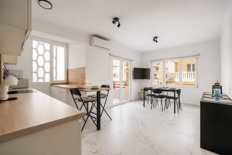 Apartment à Torrevieja, Alicante, Espagne 2 chambres, No. 190364