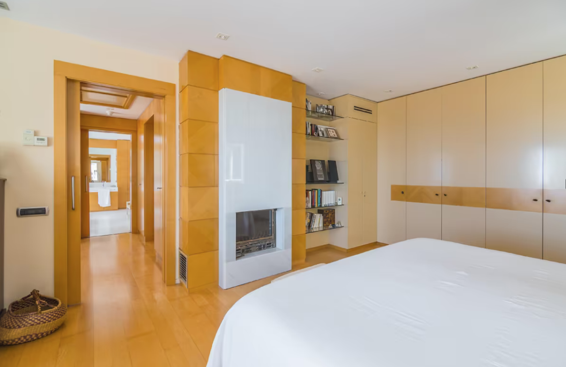 Apartamento en Eixample, Barcelona, España 2 dormitorios, 117 m2 No. 133500