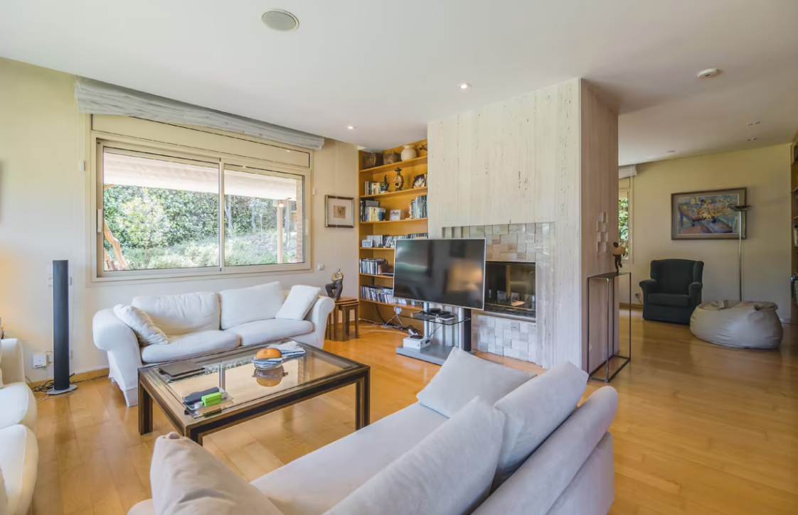 Apartamento en Eixample, Barcelona, España 2 dormitorios, 117 m2 No. 133500