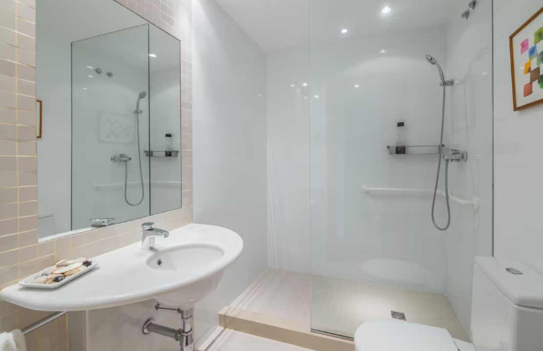 Apartamento en Eixample, Barcelona, España 2 dormitorios, 117 m2 No. 133500