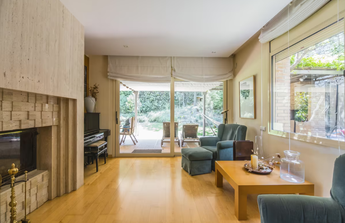 Apartamento en Eixample, Barcelona, España 2 dormitorios, 117 m2 No. 133500