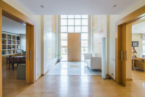 Villa à vendre Barcelona, Espagne, 6 chambres, 686 m2 No. 133500 - photo 5