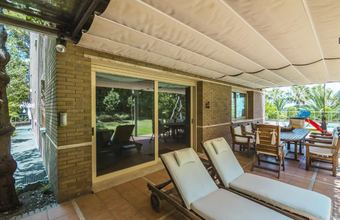 Apartamento en Eixample, Barcelona, España 2 dormitorios, 117 m2 No. 133500