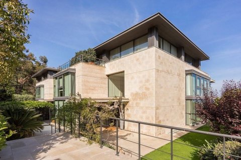 Villa à vendre Barcelona, Espagne, 5 chambres, 782 m2 No. 133501 - photo 4