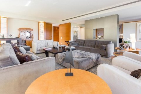 Villa à vendre Barcelona, Espagne, 5 chambres, 782 m2 No. 133501 - photo 9