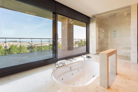 Villa à vendre Barcelona, Espagne, 5 chambres, 782 m2 No. 133501 - photo 22