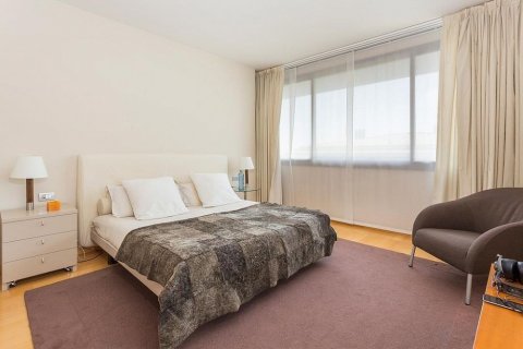 Villa à vendre Barcelona, Espagne, 5 chambres, 782 m2 No. 133501 - photo 26