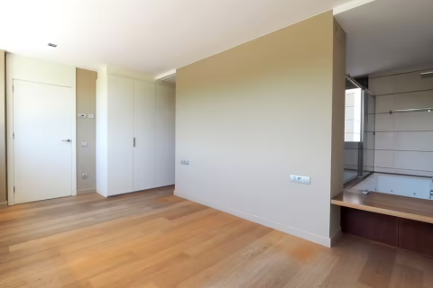 Villa à vendre Barcelona, Espagne, 6 chambres, 512 m2 No. 133499 - photo 10