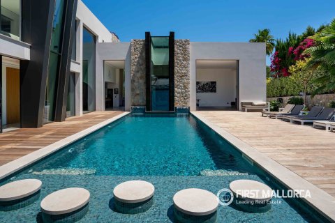 Villa for sale in Nova Santa Ponsa, Mallorca, Spain 5 bedrooms, 421 sq.m. No. 168649 - photo 3