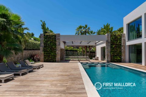 Villa for sale in Nova Santa Ponsa, Mallorca, Spain 5 bedrooms, 421 sq.m. No. 168649 - photo 5