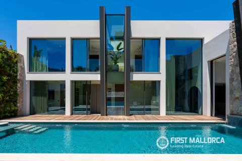 Villa for sale in Nova Santa Ponsa, Mallorca, Spain 5 bedrooms, 421 sq.m. No. 168649 - photo 4
