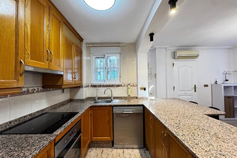 Dom w Alicante, Hiszpania 2 sypialnie, 97 mkw. nr 146286 – zdjęcie 20