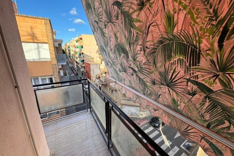 Apartment for rent in Alicante, Spain 2 bedrooms, 80 sq.m. No. 146283 - photo 22