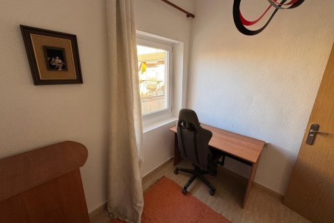 Apartment for rent in Alicante, Spain 2 bedrooms, 80 sq.m. No. 146283 - photo 8