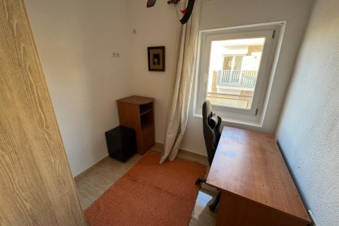 Apartment for rent in Alicante, Spain 2 bedrooms, 80 sq.m. No. 146283 - photo 9