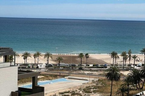 Penthouse w Alicante, Hiszpania 3 sypialnie, 130 mkw. nr 146284 – zdjęcie 3