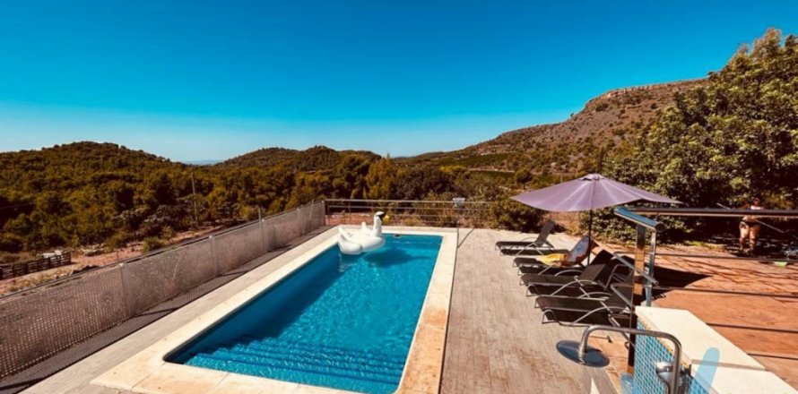 Вилла в Альбалат дельс Таронгерс, Валенсия, Испания 4 спальни, 145м2 №146281