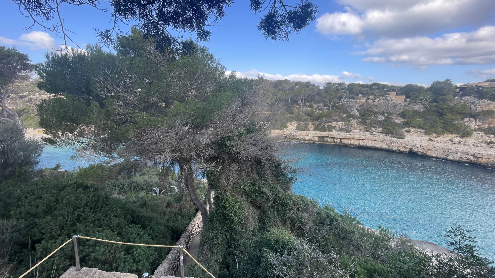 Villa i Cala Llombards, Mallorca, Spanien 4 sovrum, 235 kvm. Nr. 111762