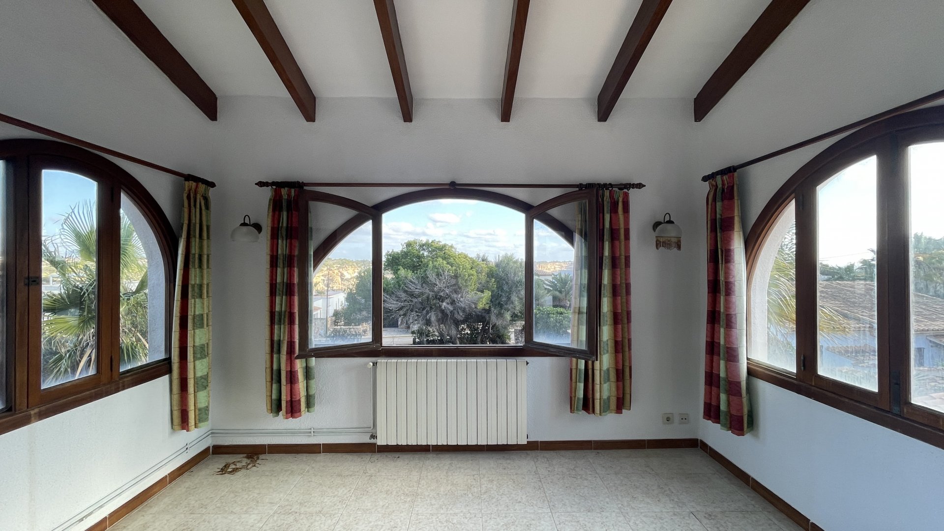 Villa i Cala Llombards, Mallorca, Spanien 4 sovrum, 235 kvm. Nr. 111762