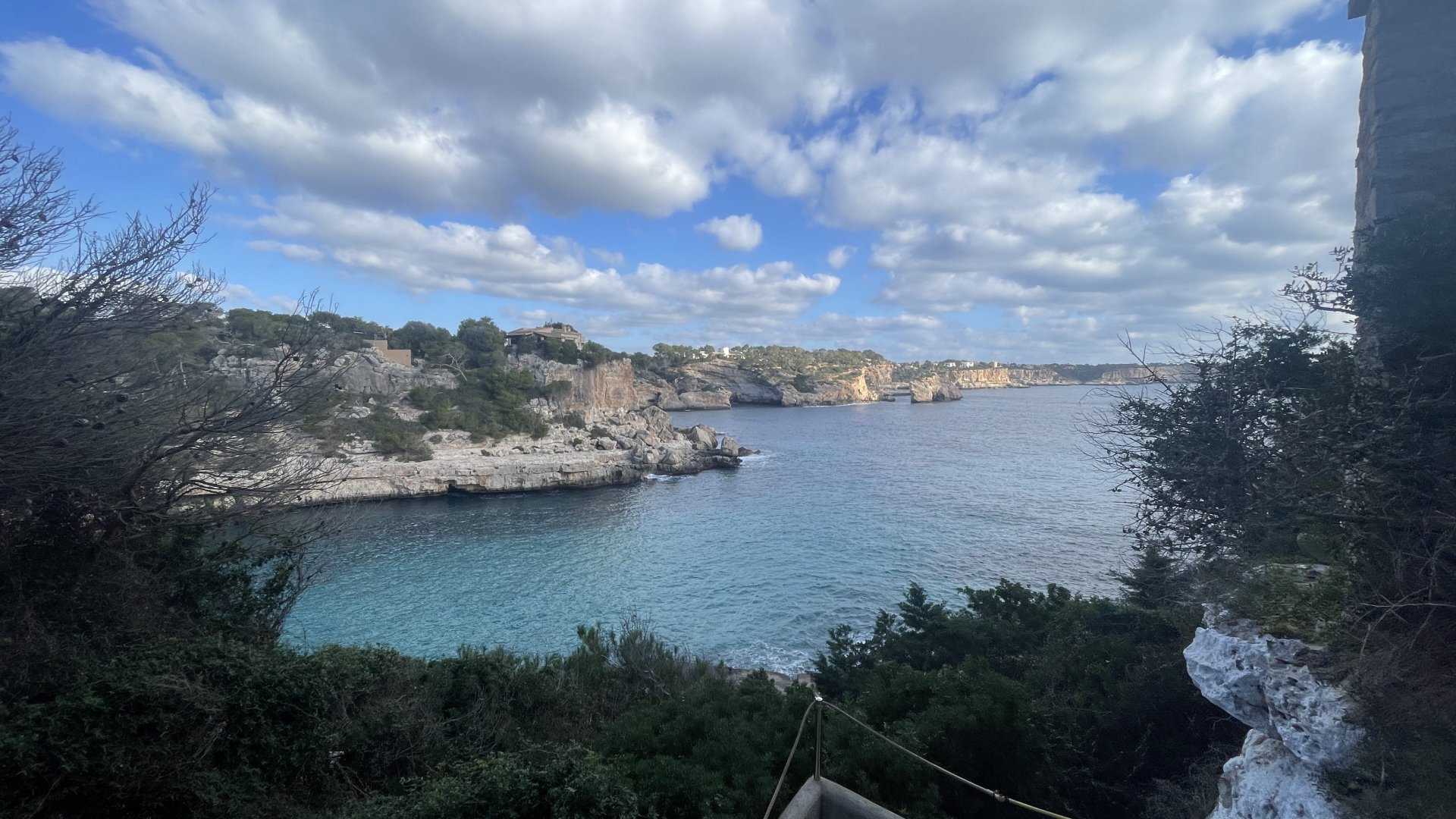 Villa i Cala Llombards, Mallorca, Spanien 4 sovrum, 235 kvm. Nr. 111762