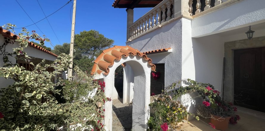 Huvila Cala Llombards, Mallorca, Espanja 4 makuuhuonetta, 235 m2 No. 111762