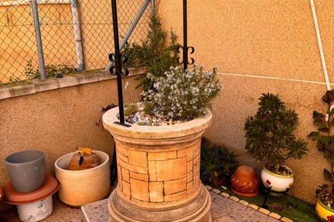 Huvila myytävänä Cox, Alicante, Espanja, 4 makuuhuonetta, 210 m2 No. 189519 - kuva 15