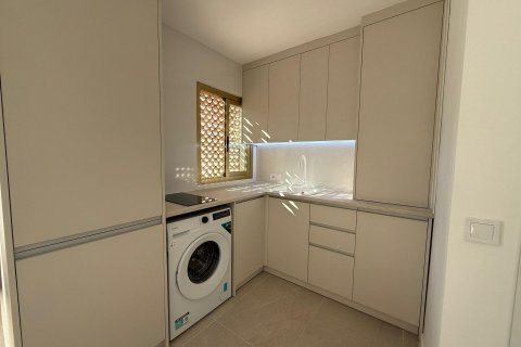 Apartamento en venta en Benidorm, Alicante, España 1 dormitorio, 50 m2 No. 189524 - foto 6