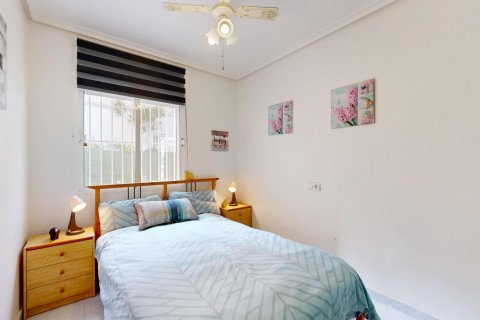 Casa adosada en venta en San Miguel de Salinas, Alicante, España 3 dormitorios, 94 m2 No. 189523 - foto 6