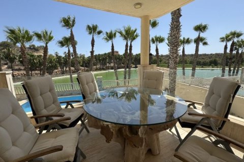 Villa à vendre à Alicante, Espagne, 3 chambres, 132 m2 No. 189518 - photo 27