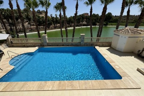 Villa à vendre à Alicante, Espagne, 3 chambres, 132 m2 No. 189518 - photo 22