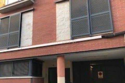 Garage a Gelida, Barcelona, Spagna 34 mq. N° 186582