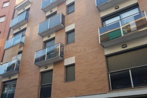 Autotallit myytävänä Esparreguera, Barcelona, Espanja , 36 m2 No. 186583 - kuva 3