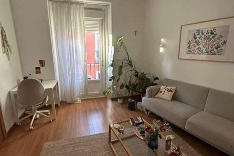 Huoneisto myytävänä Madrid, Espanja, 2 makuuhuonetta, 103 m2 No. 144311 - kuva 5