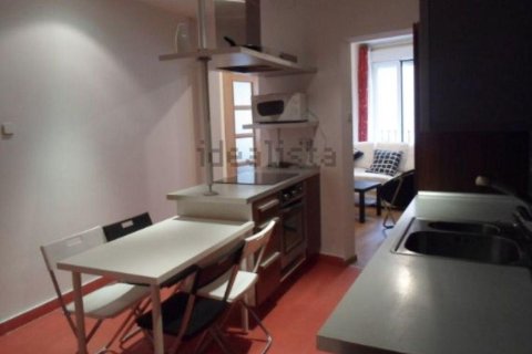 Huoneisto myytävänä Madrid, Espanja, 2 makuuhuonetta, 103 m2 No. 144311 - kuva 8