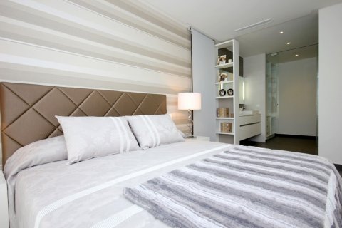 Apartamento en venta El Campello, Alicante, España 3 dormitorios, 220 m2 No. 116639 - foto 4