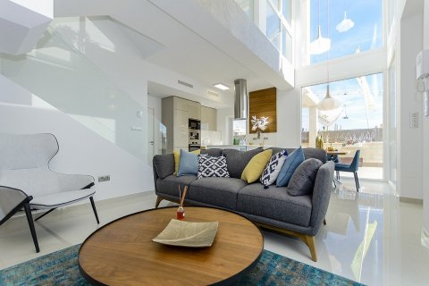Huvila myytävänä Los Montesinos, Alicante, Espanja, 3 makuuhuonetta, 116 m2 No. 116640 - kuva 2