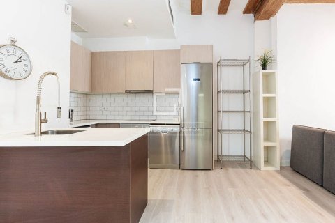 Apartment for sale in Barcelona, Spain 1 bedroom, 63 sq.m. No. 150712 - photo 8