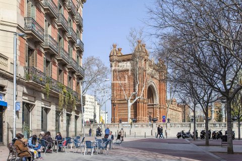 Apartment for sale in Barcelona, Spain 1 bedroom, 63 sq.m. No. 150712 - photo 19