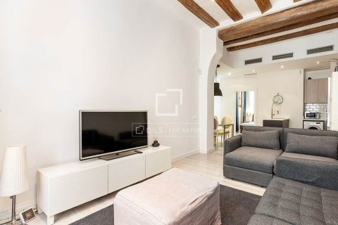 Apartment for sale in Barcelona, Spain 1 bedroom, 63 sq.m. No. 150712 - photo 4