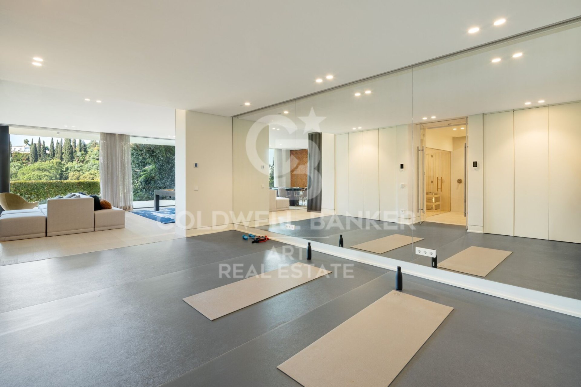 Villa i Benahavis, Malaga, Spanien 6 sovrum, 738 kvm. Nr. 179074