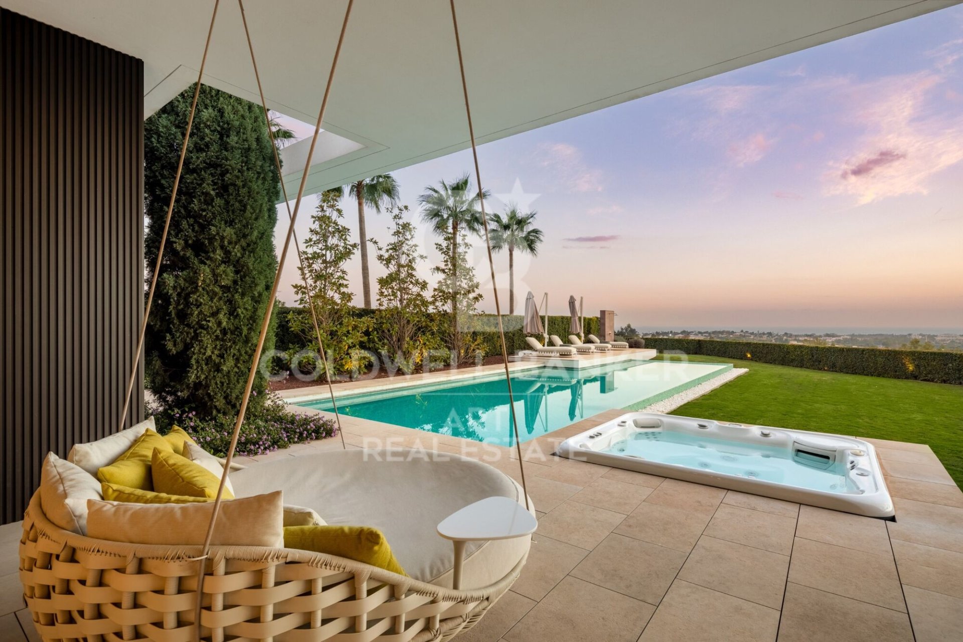 Villa i Benahavis, Malaga, Spanien 6 sovrum, 738 kvm. Nr. 179074