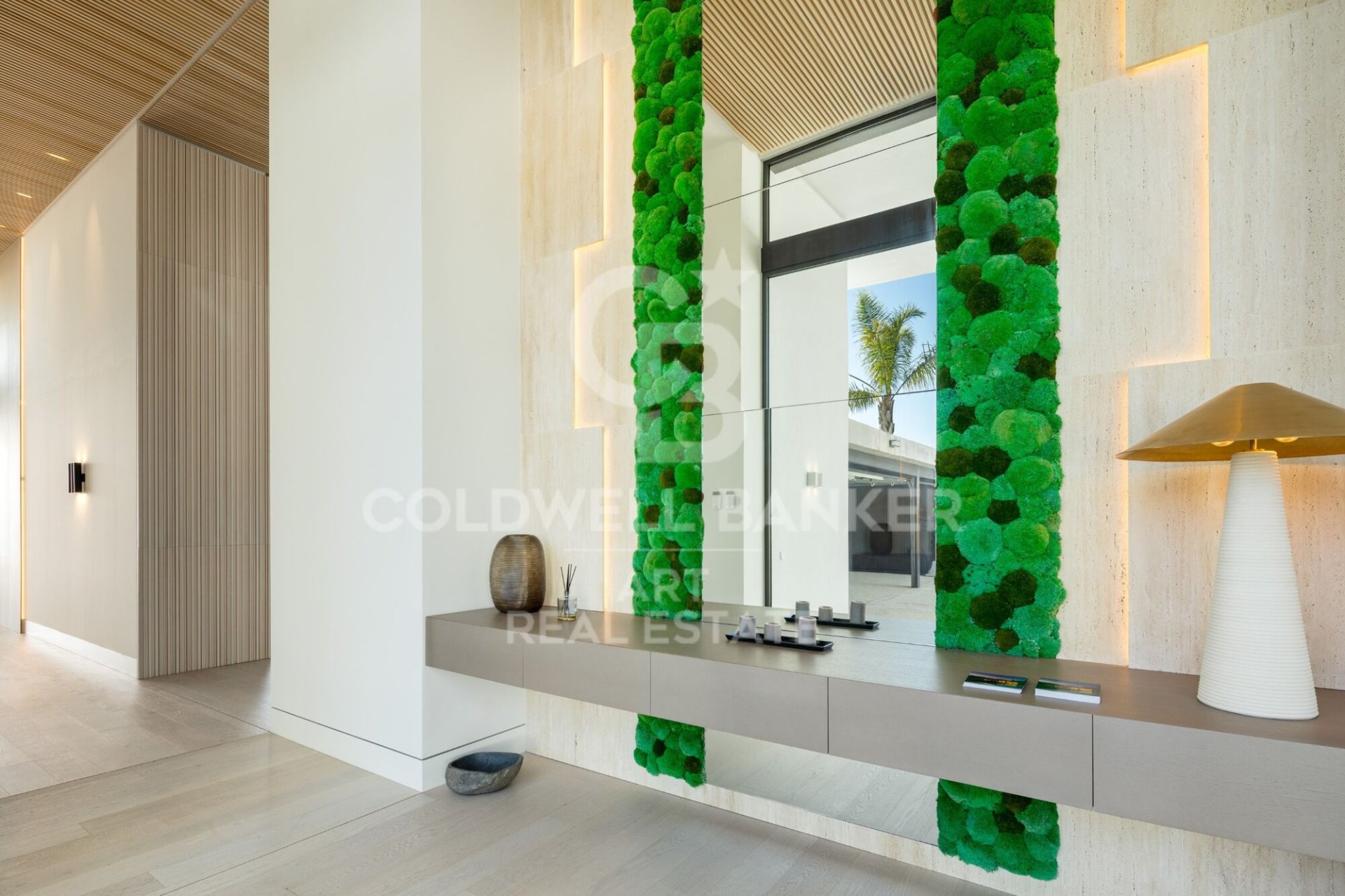 Villa i Benahavis, Malaga, Spanien 6 sovrum, 738 kvm. Nr. 179074