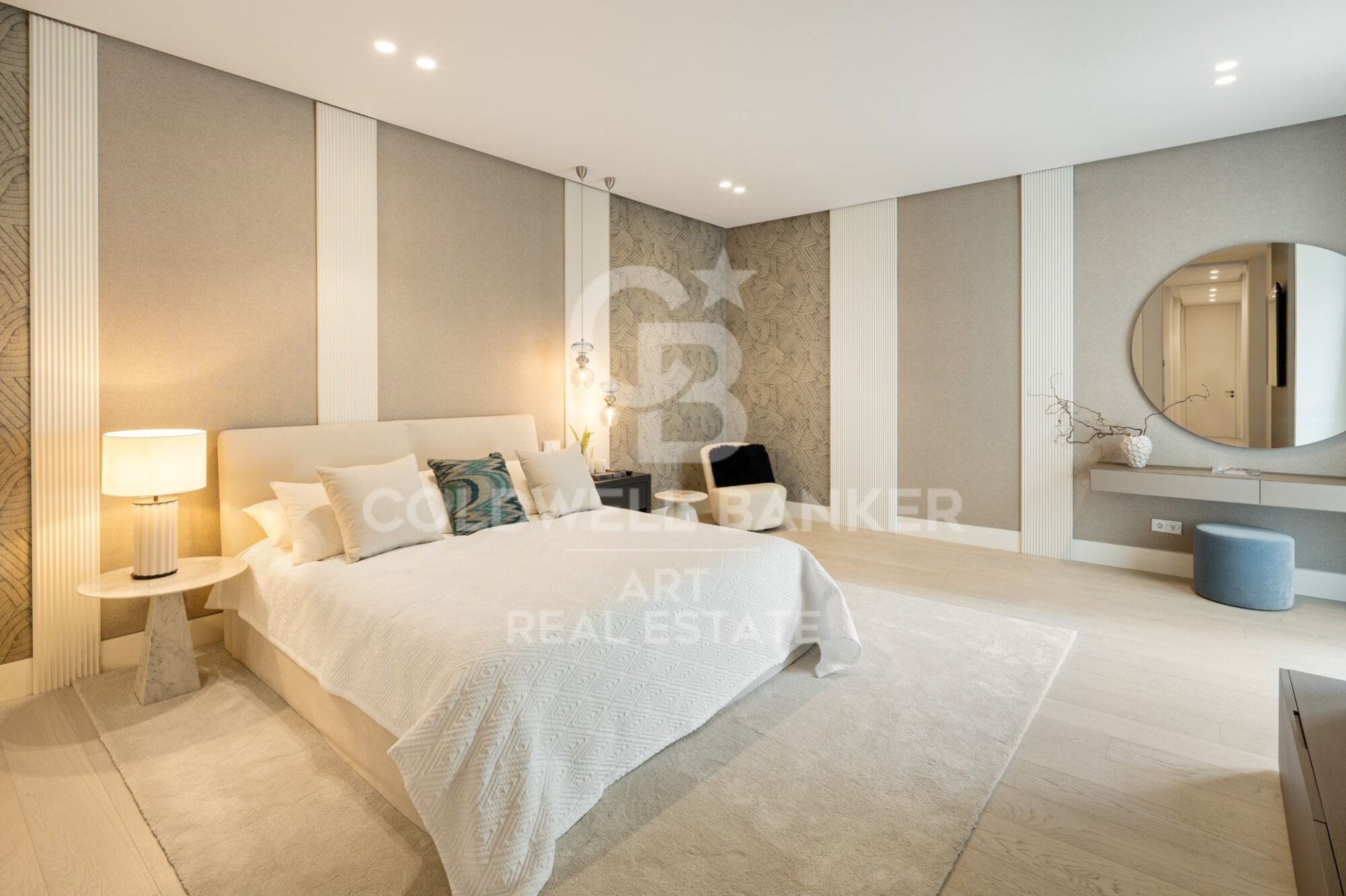 Villa i Benahavis, Malaga, Spanien 6 sovrum, 738 kvm. Nr. 179074