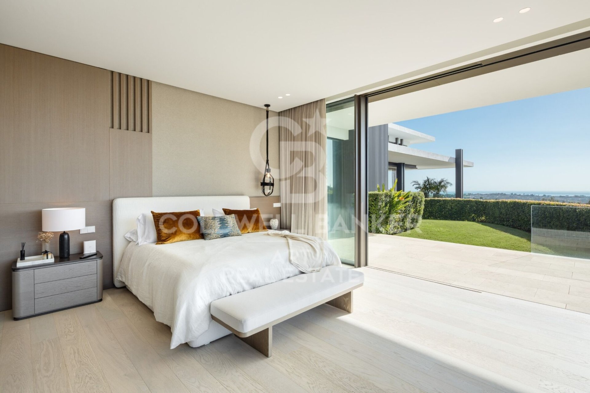 Villa i Benahavis, Malaga, Spanien 6 sovrum, 738 kvm. Nr. 179074