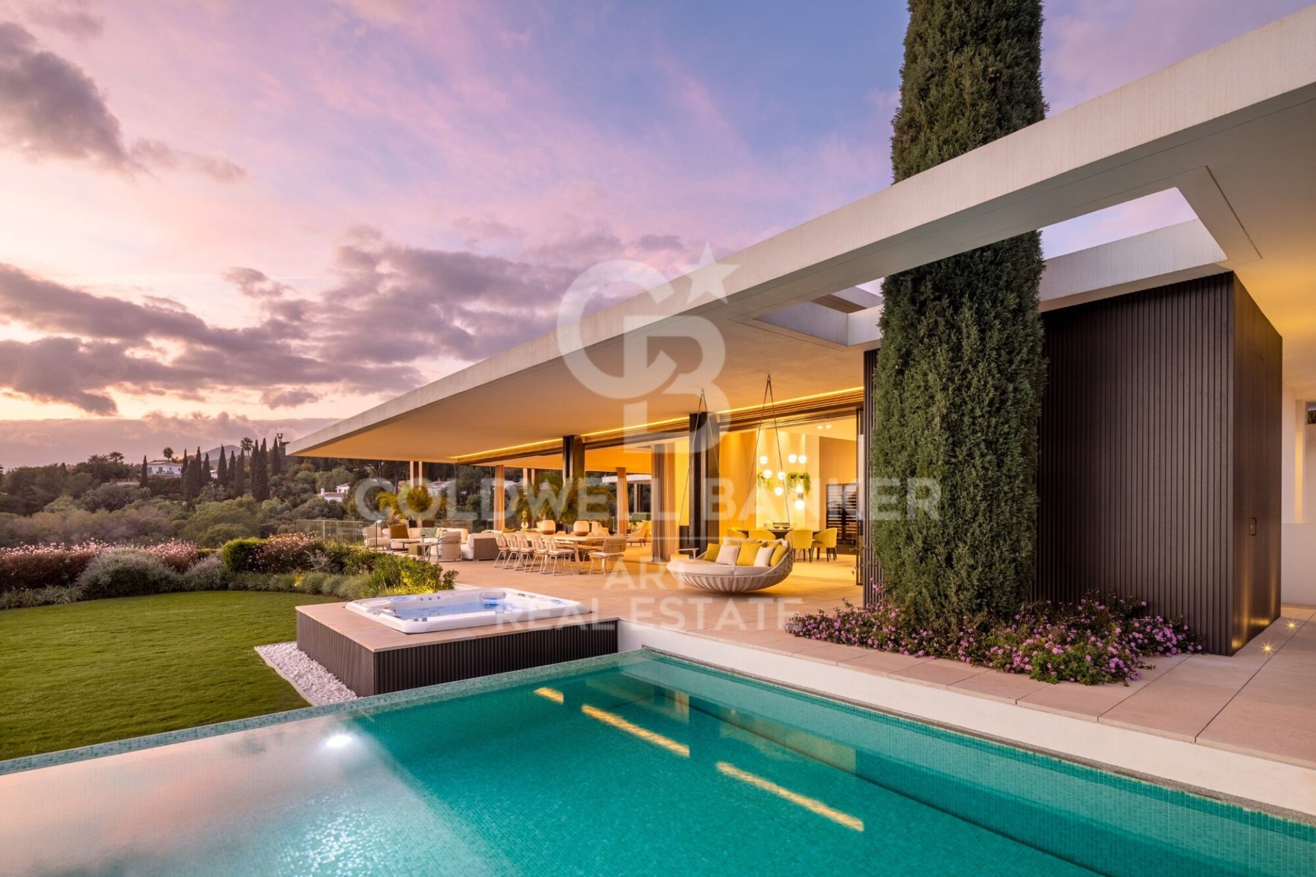 Villa i Benahavis, Malaga, Spanien 6 sovrum, 738 kvm. Nr. 179074