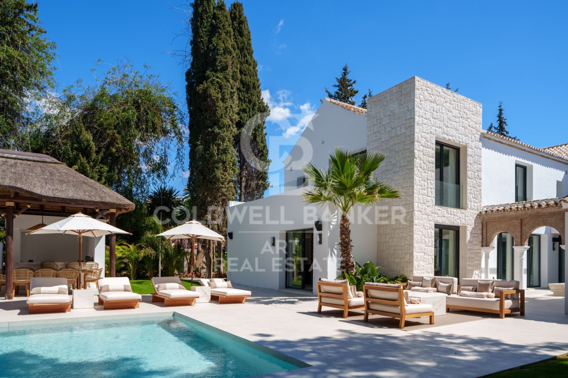 Villa a Marbella, Malaga, Spagna 5 camere da letto, 816 mq. N° 179071