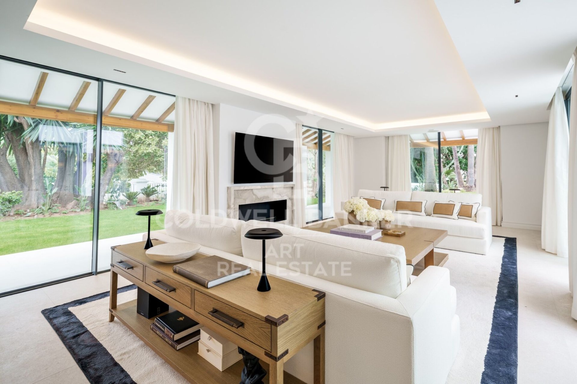 Villa a Marbella, Malaga, Spagna 5 camere da letto, 816 mq. N° 179071